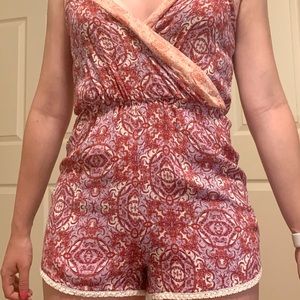 Rewind Patterned Romper Size Small
